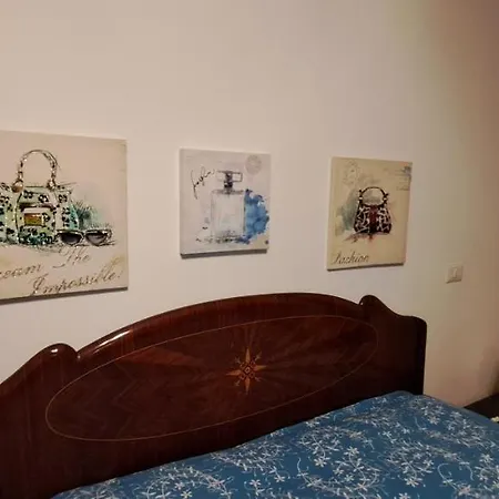 La Casa Di Vincenzo 3 Vicino Metro A E Centro Citta Apartment *